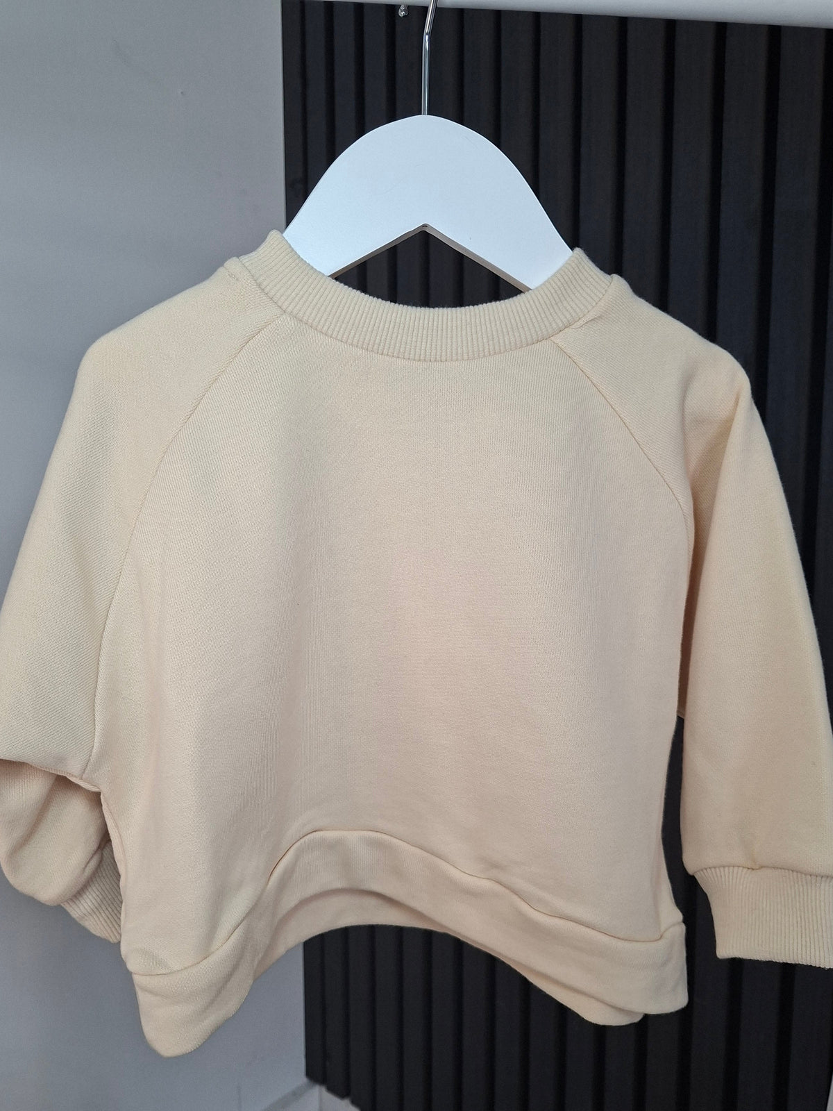 Sweatshirt - Cream